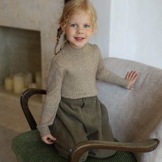 女童裝兒童春秋時尚半高領毛衣寶寶一切搭配潮流針織打底衫