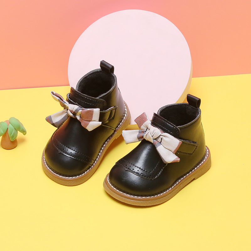 嬰兒及兒童軟底學步鞋